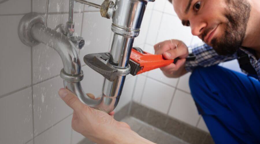 Professional same day plumber services in Leo, IN
